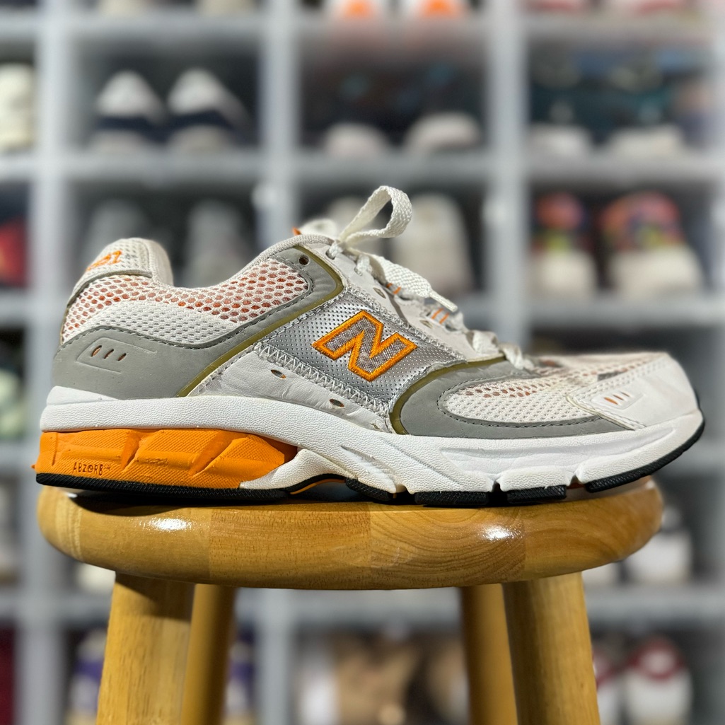Vintage New Balance Orange 692